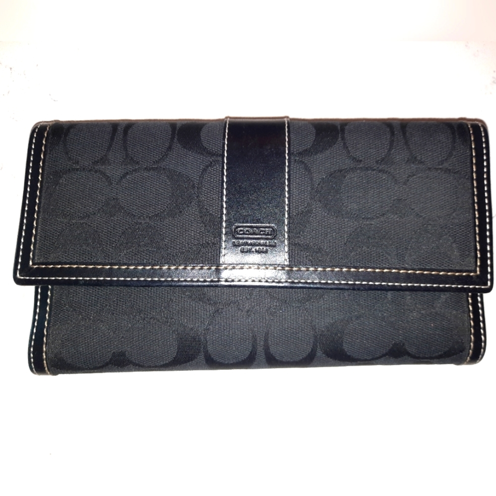 Coach Signature black jacquard wallet excellent used condition